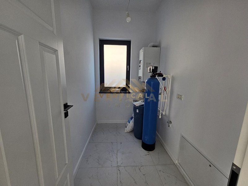 Vila deosebita in comuna Berceni - Poză 13