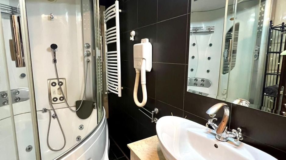 Apartament cu 3 Camere Herastrau / Terasă Generoasă - Poză 14