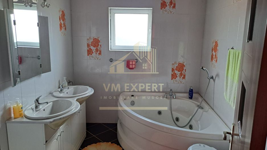 VILA 8 CAMERE, TEREN 1500 MP, BUGHEA DE SUS, ARGES - Poză 8