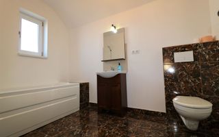 Casă 3 camere I 2 Balcoane I Zona Strand 2 - Poză 12