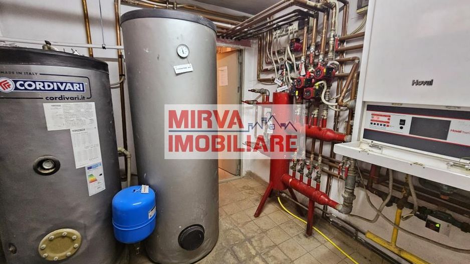 🏢 Spațiu de birouri – 5 camere, 3 băi – Mansardă vilă, Central - Poză 60