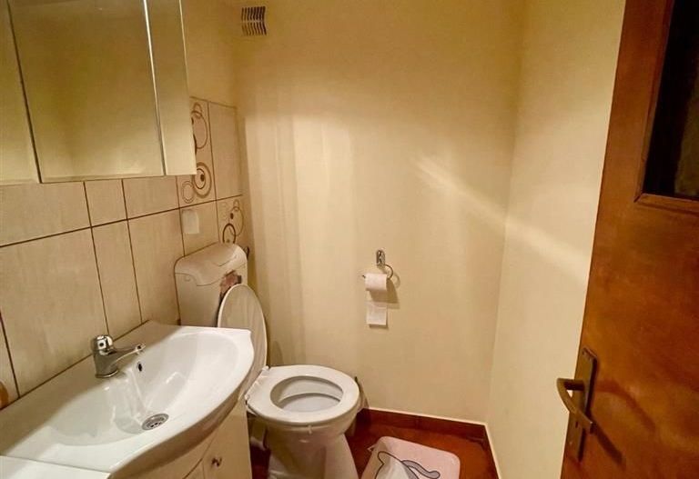 3 camere dec etaj 1 2 bai C Aradului la 10.min de MALL - Poză 6