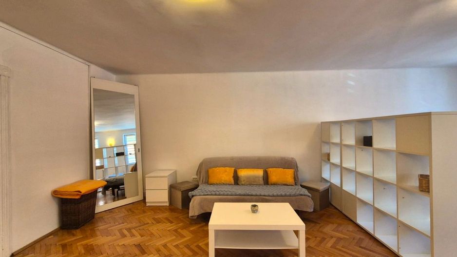 Exclusivitate - Imobil 53 mp,  la 3 minute de P-ta Sfatului, pet friendly - Poză 5