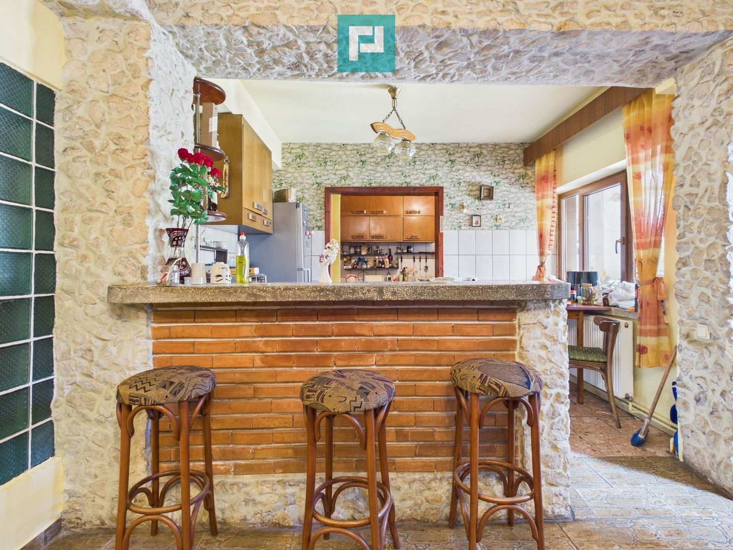 Proprietate multifuncțională centrală 1000 mp - Poză 37