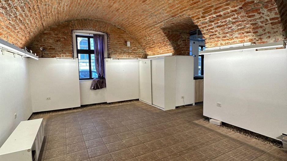 Spatiu comercial în Piața Unirii - 155 mp - Poză 21