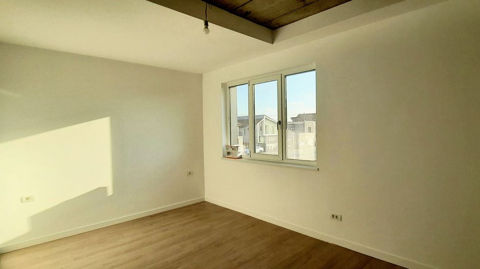 Locuinta moderna si spatioasa - Dumbravita - Poză 19