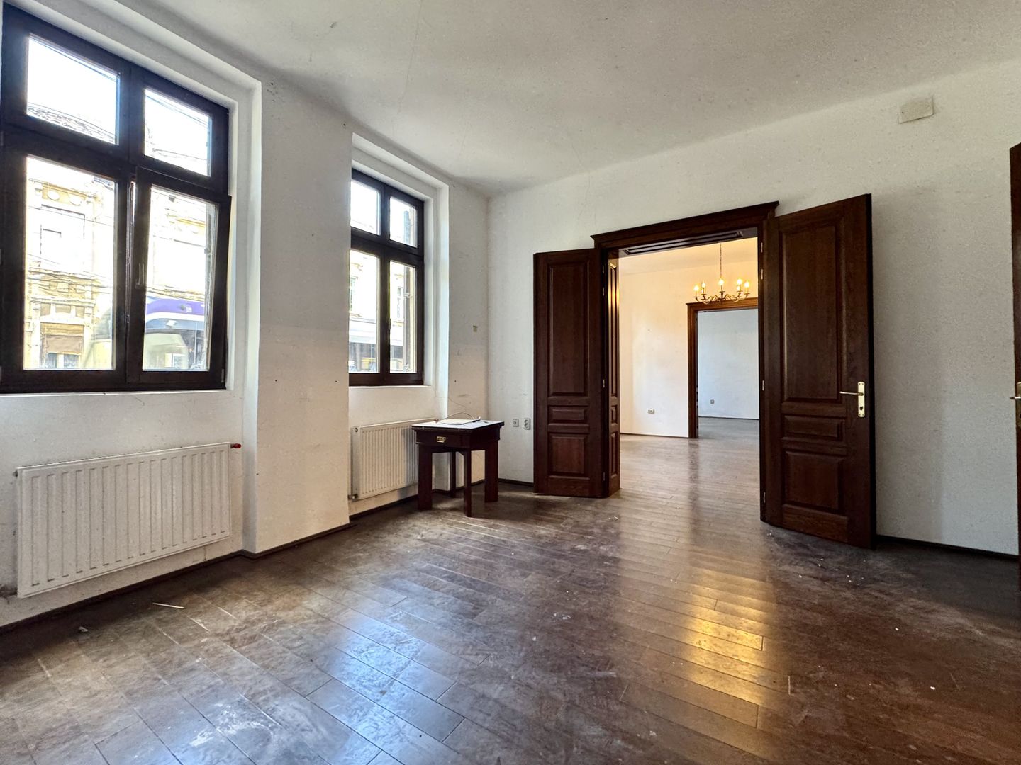 Casă pretabilă pentru spațiu de birouri, cu teren – în zona Bălcescu - Poză 6