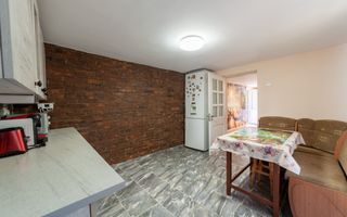 Casă renovată 2022, 3 camere, 1034 mp teren, încălzire în pardoseală - Poză 16