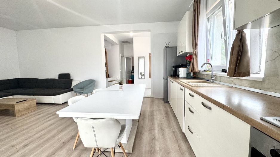 Duplex modern -  confort, eficiență și independență energeticǎ - Poză 5