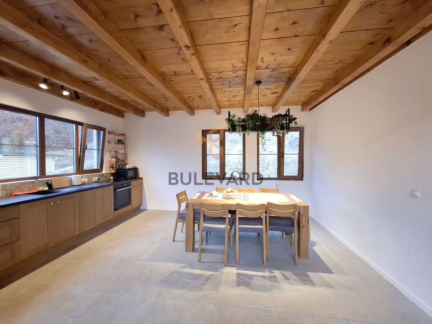 Proprietate cu potențial turistic în zona montană a Țării Lăpușului - Poză 14