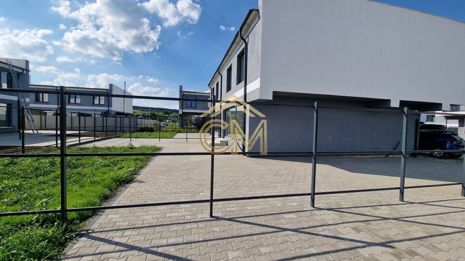 Casă 4 Camere - 110 MPU - 264 MP Teren - La Cheie - Poză 2