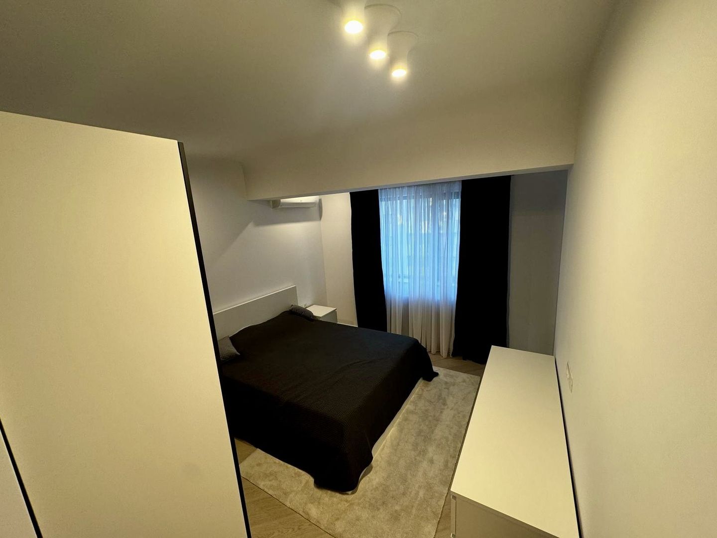 Apartament 3 camere I Cortina North I 80 mp I Faza 1 - Poză 9