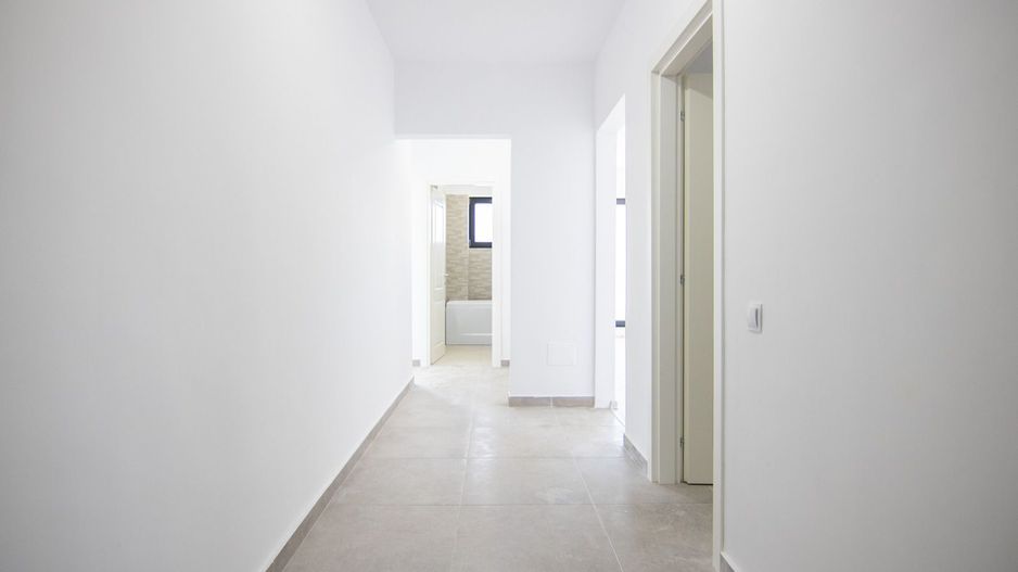 2 camere, 55 mp, etaj 2, centrala proprie, bucatarie inchisa, Autogara Militari - Poză 3