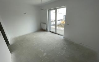 Casa noua de vanzare in Rasinari cu 4 camere, dressing si camara - Poză 10