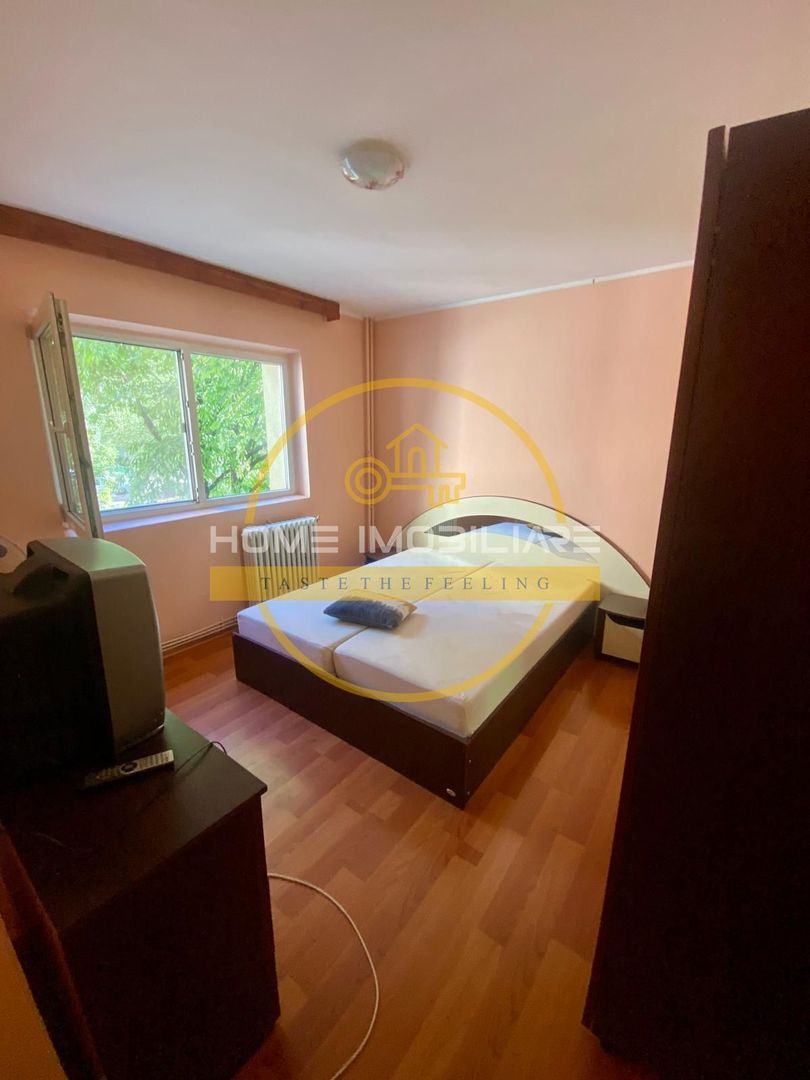Etaj 1 Apartament 2Camere-Decomandat -Bloc din 1982-Nicolina 2 - Poză 3