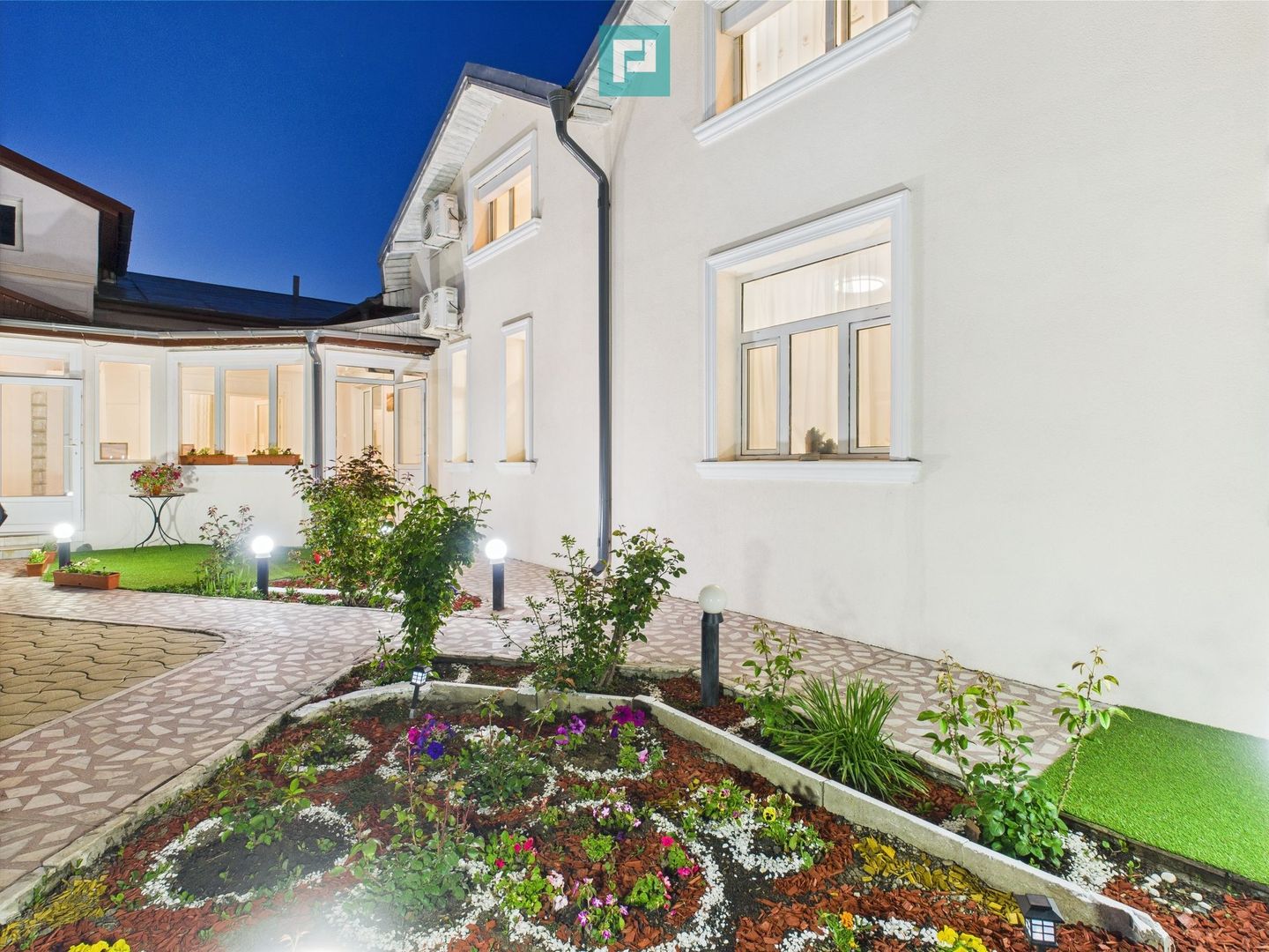 Proprietatea ideala pentru investitie sau locuit pe Str. 16 Februarie - Poză 7