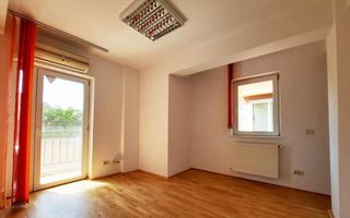 Duplex P+1, 4 camere, scara interioara, curte proprie, 104 mp, an 2013 - Poză 1