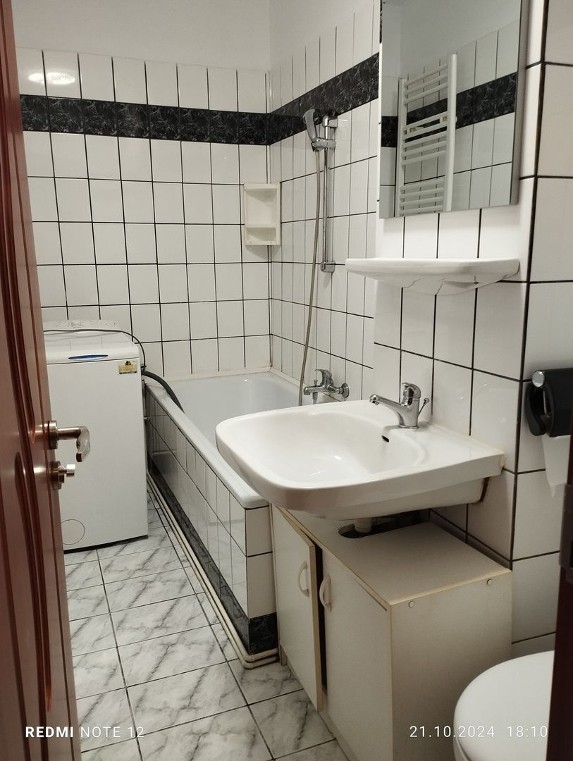 Garsoniera zona Spitalul Judetean - Poză 10