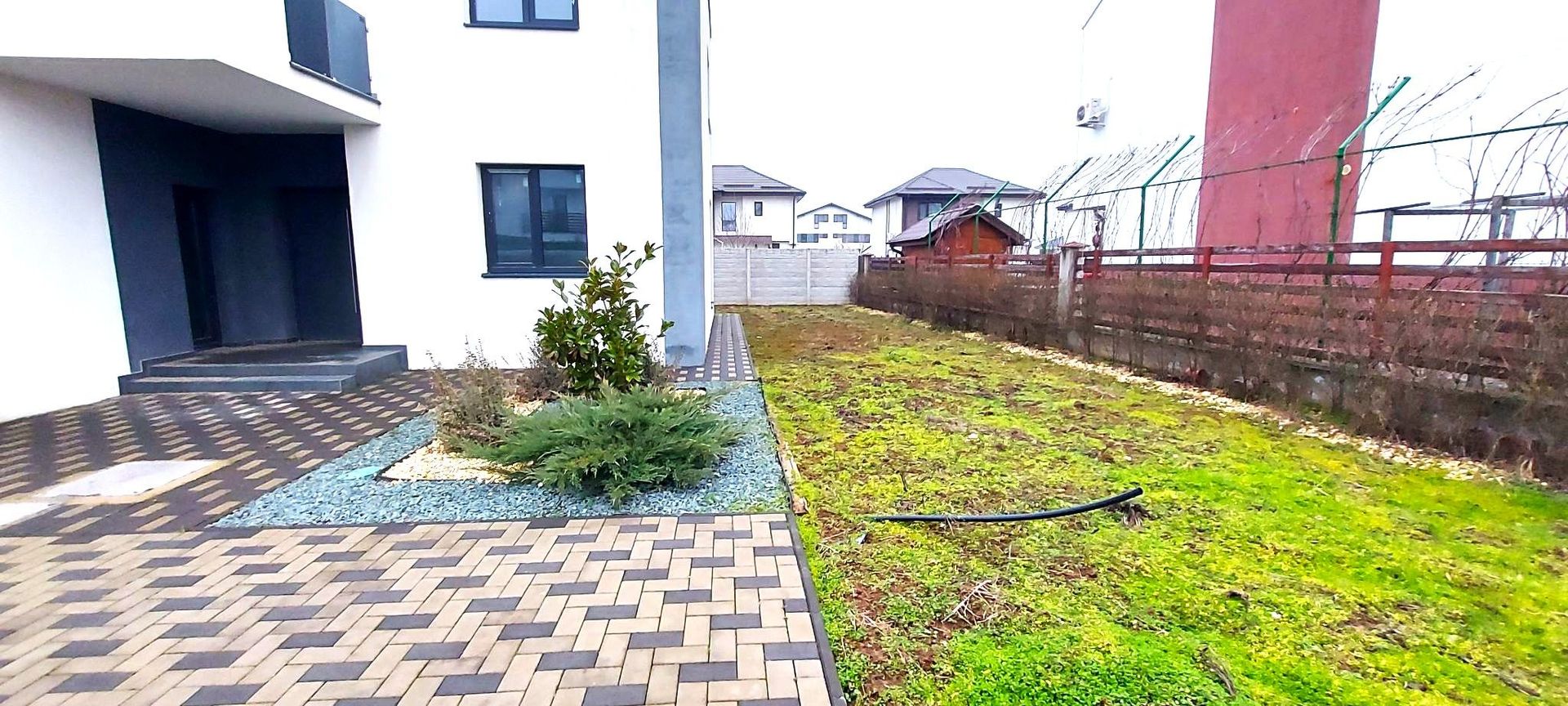 Casa de vanzare cu 5 camere Bragadiru | Complex modern | Curte 260 mp - Poză 4