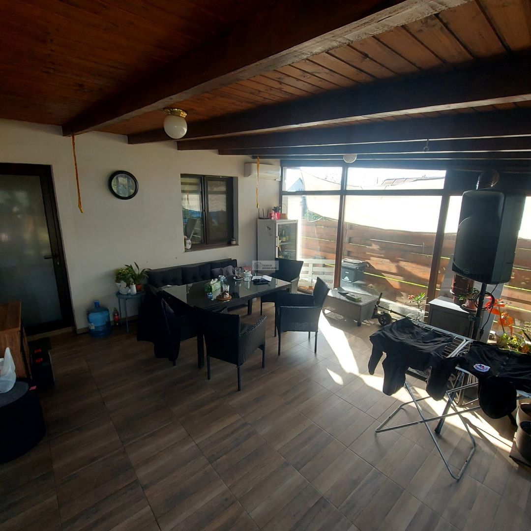 Casa   P+M /Golesti/Vrancea/170.000 neg/teren 1069mp - Poză 3