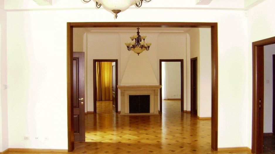 Casă individuală cu 5 camere în zona Capitale/ Paris - Poză 4