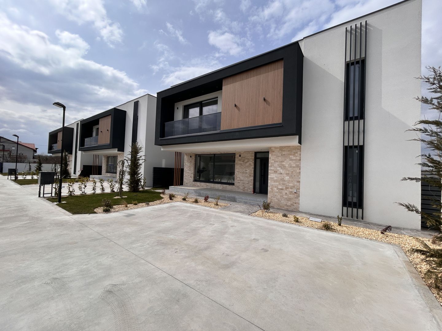 North Villas Pipera | Vila individuala | Pompa Caldura - Poză 1