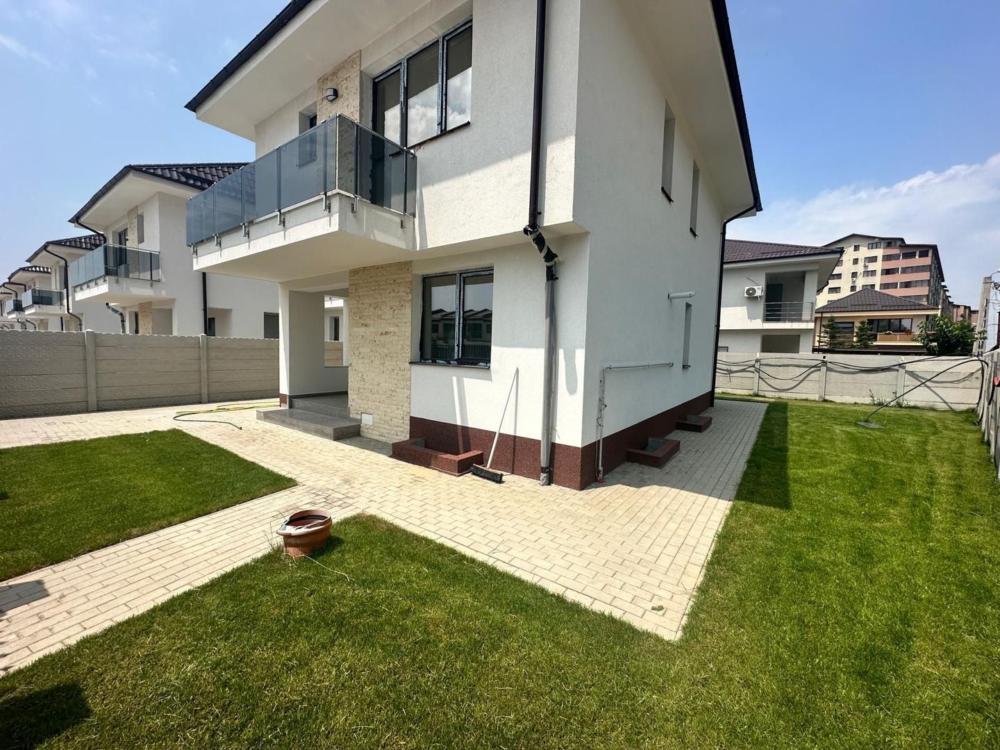 CASA DUPLEX-CARTIERUL LATIN, TOATE UTILITATILE, SUBSOL+P+ET1,COMIS 0% - Poză 2