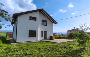 Casă individuală 5 camere cu 372 mp teren în Bavaria