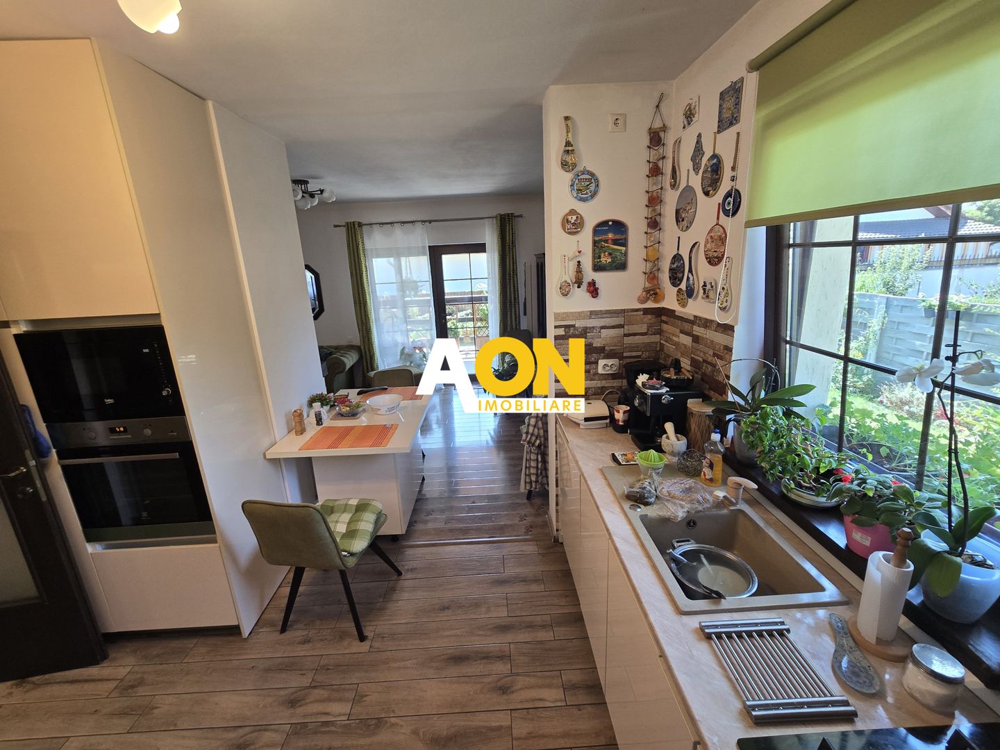 Casă de Vânzare, 3 Camere, 352mp Teren, Orizont - Poză 11