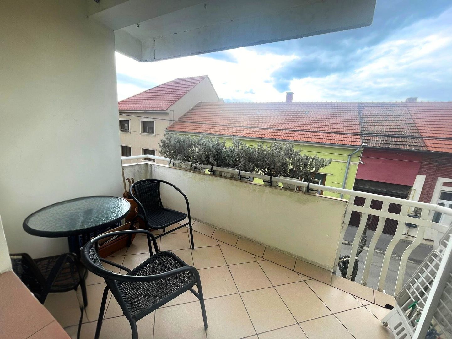 Ap cu 3 camere de vânzare | Cantemir, str. Jean Jaures | Etaj 1 - Poză 3