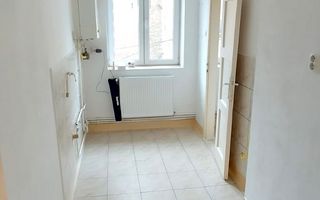 Apartament cu 2 camere, etaj 1, zona Horea–ideal pentru investitie - Poză 5