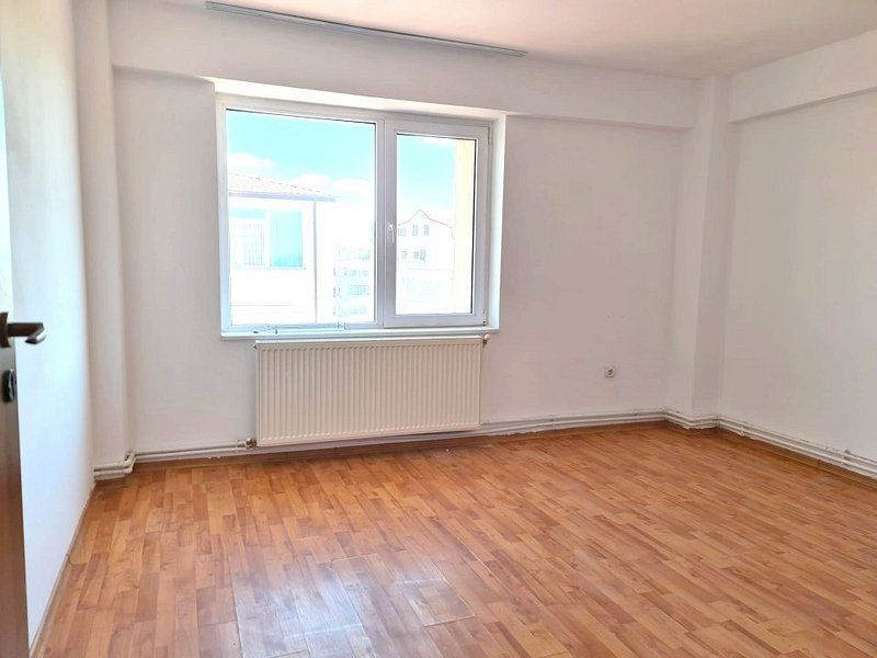 Apartament 2 camere, Micro 14 - Poză 4