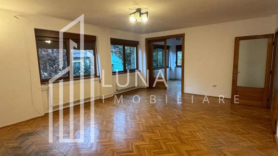 De inchiriat vila cu priveliste spectaculoasa - ideal spatiu comercial - Poză 39