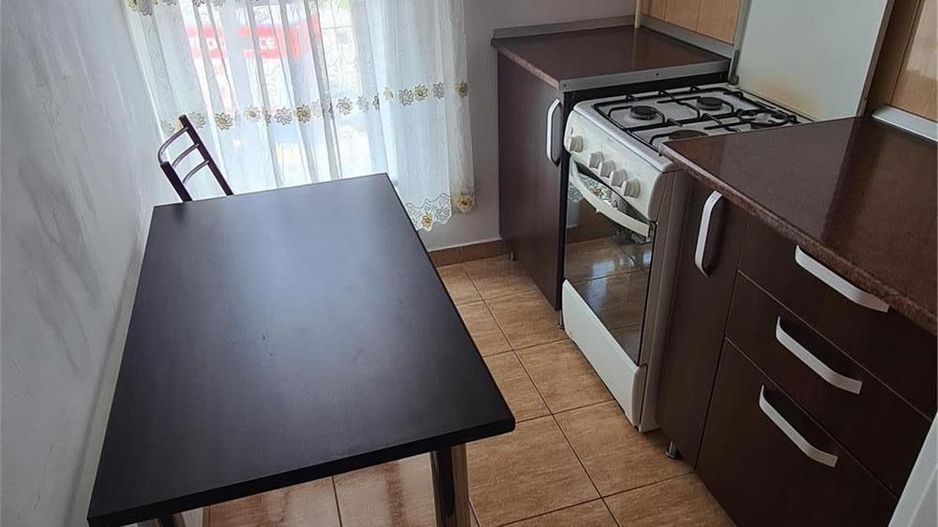 Garsonieră modernă, complex Răsărit de Soare, etaj 4, AC, lângă Auchan Titan - Poză 2