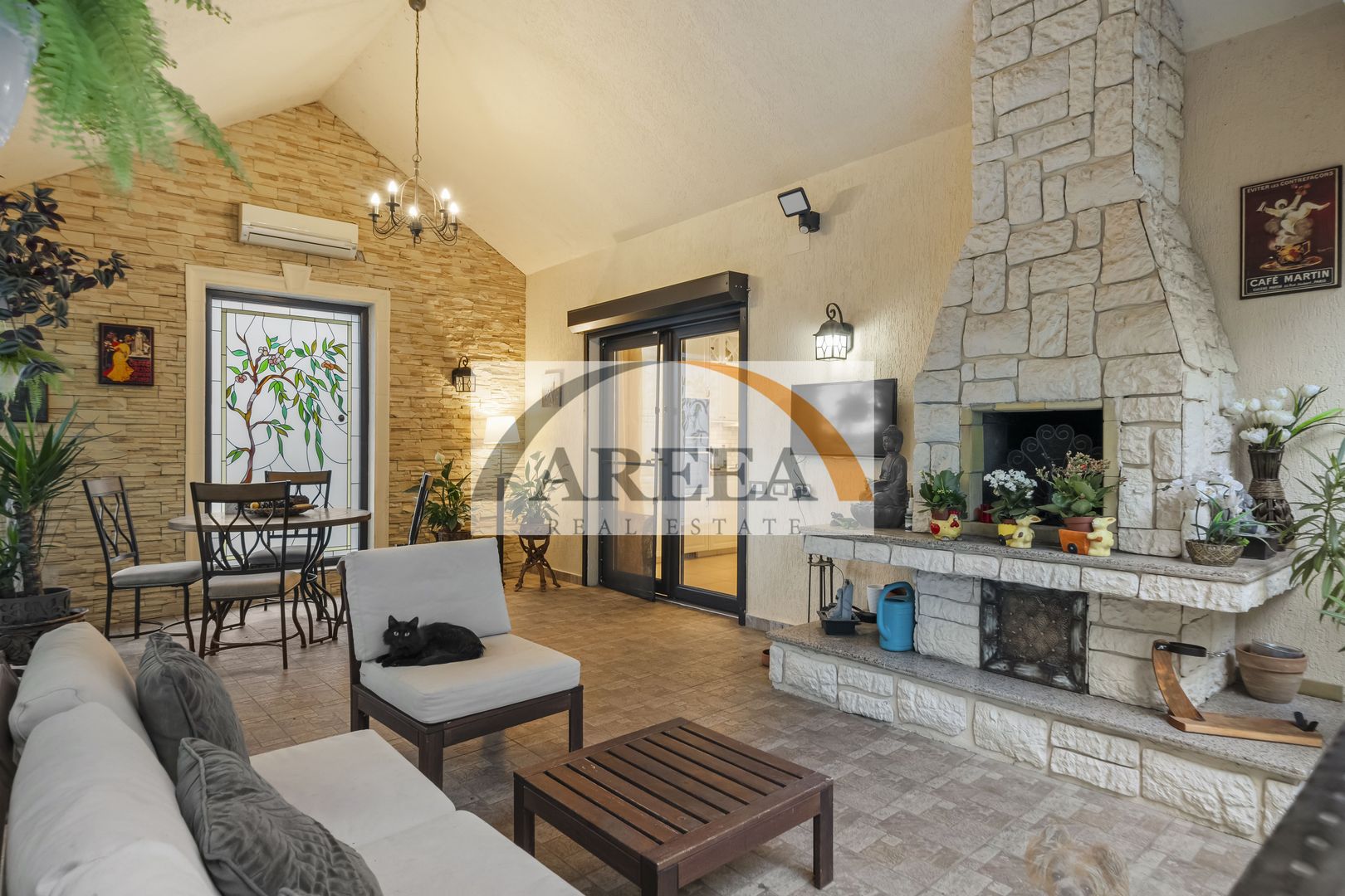 Vilă de închiriat în Pipera – Drumul Negru, ideal familie, curte mare - Poză 3