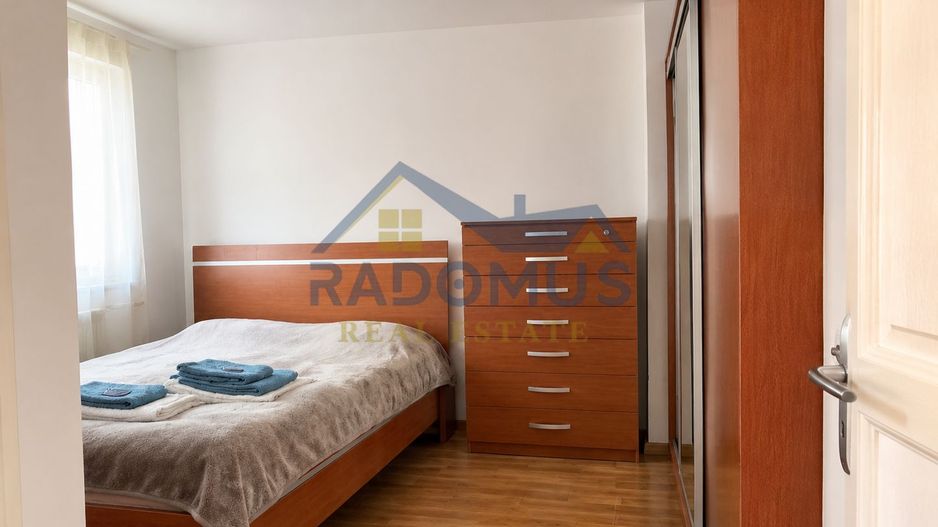 De închiriat – Garsonieră dublă | 350 €/lună | Central - Poză 1
