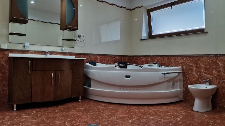 Vila str Garlei cu garaj dublu - Poză 19