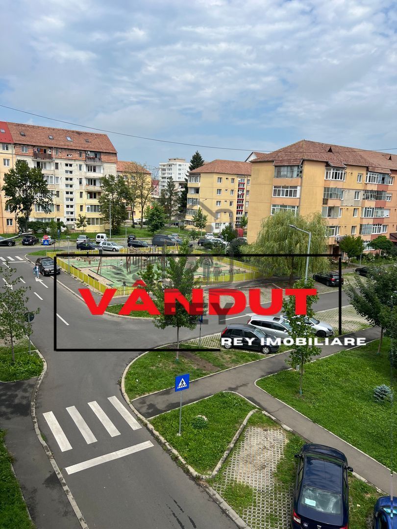 Apartament 2 camere zona M.Viteazul | Rahovei | Ale. Infanteriștilor - Poză 1