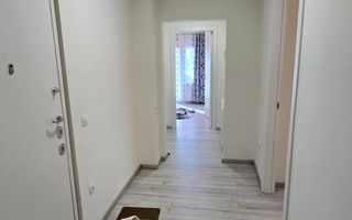 2 camere modern McDonald's - Poză 4