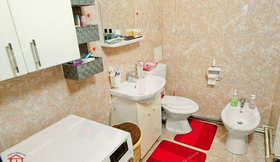 Apartament spatios, renovat, 4 camere, decomandat, etaj 4, Micro 39 - Poză 18