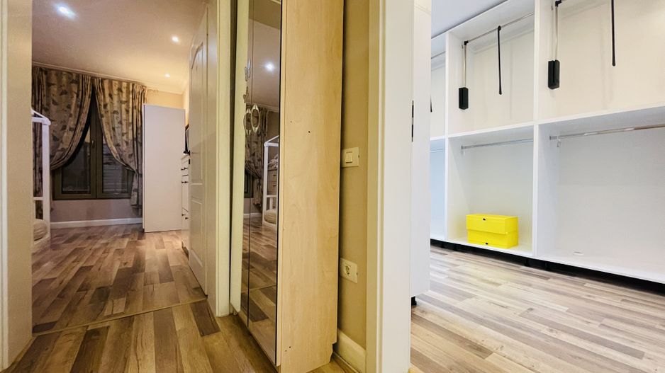 OFERTA REZERVATA - De inchiriat Casa cu Garaj - Segmentul Lux - Dumbravita - Poză 16