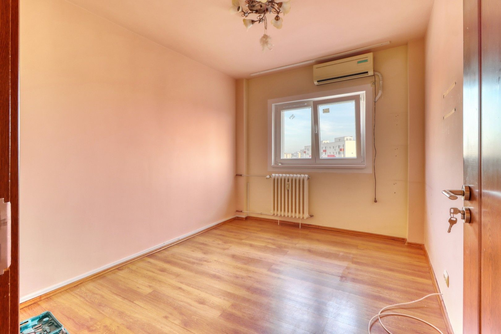 BERCENI - Apartament 4 camere- 82 Mp- comision 0% - Poză 10