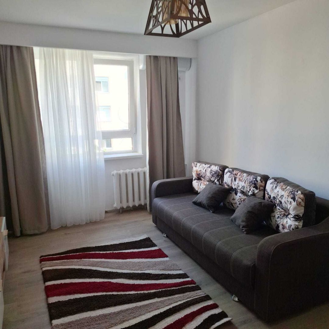 apartament 3 camere de închiriat renovat, zona Iancului, - Poză 2
