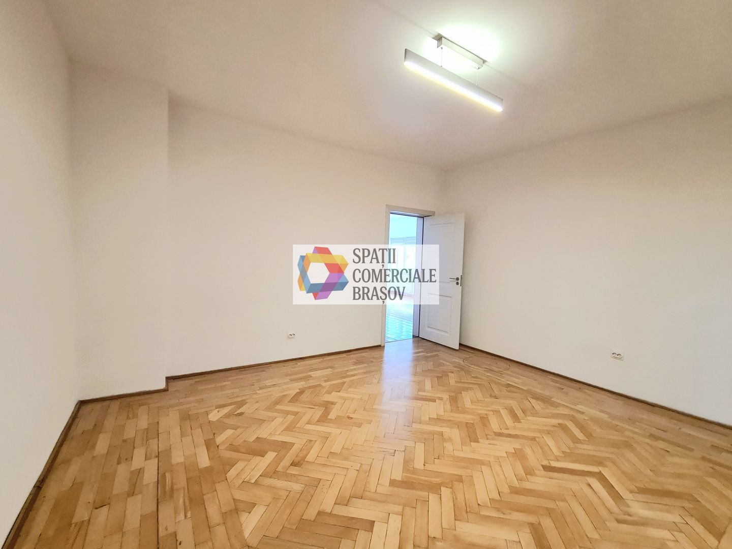 Spatiu birouri de închiriat Brasov - 200 mp  # spatii-comerciale-brasov.ro - Poză 7