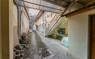 Clădire de vânzare în Brașovul Vechi | 16 camere | Potențial de dezvoltare - Poză 6
