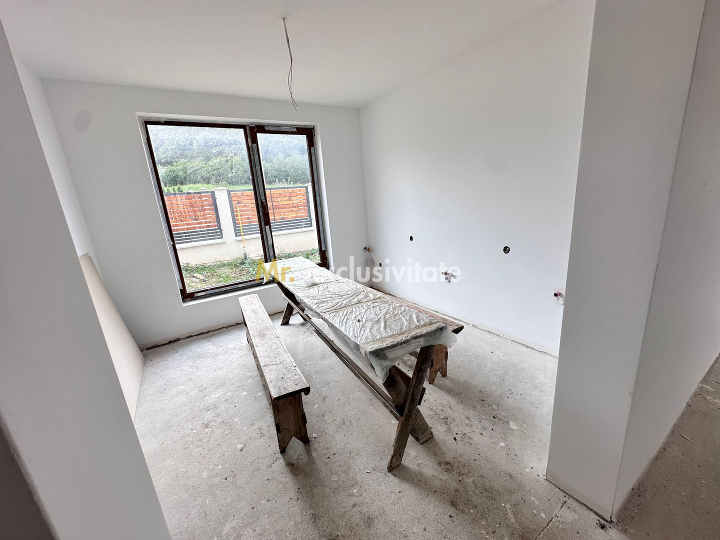 Casa individuala-4 dormitoare,225 mp utili,garaj-Chinteni - Poză 13