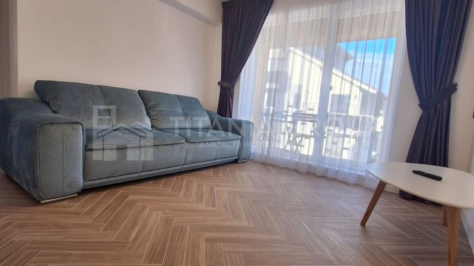 Apartament 3 camere,2 bai+parcare, lux Rasnov - Poză 5