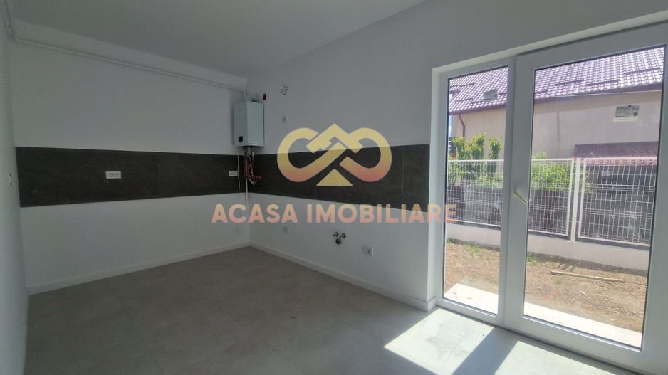 NOU APARTAMENT 4 CAMERE  101 MP CU GRADINA - Poză 5