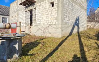 Vânzare, casă, 2 nivele, 4 camere, com. Cruzeşti - Poză 1