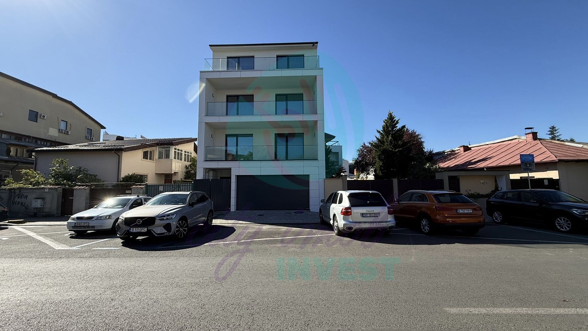 Apartament cu LIFT IN INTERIOR si doua terase de 21 mp in total - Poză 1